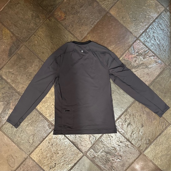 Lululemon fitted long sleeve shirt , Size M - Picture 2 of 4